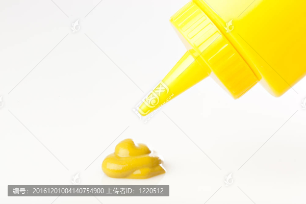 一瓶黃色的芥末瓶