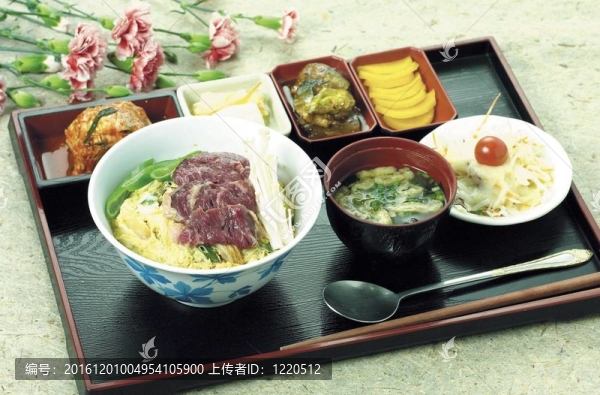 食品和菜肴
