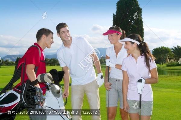 高爾夫球場(chǎng)人團(tuán)體青年隊(duì)