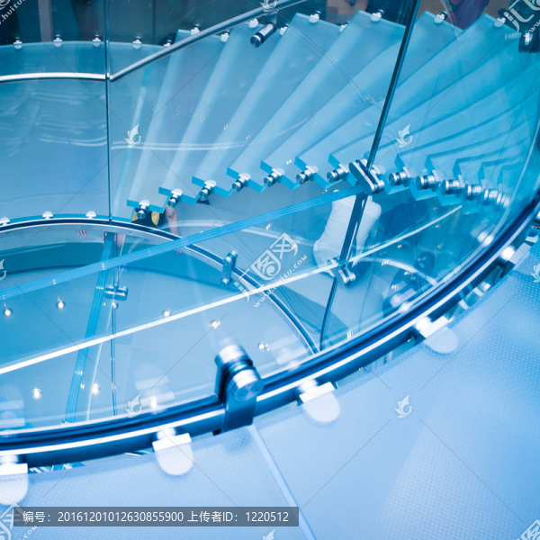 現(xiàn)代的Glass,Staircase