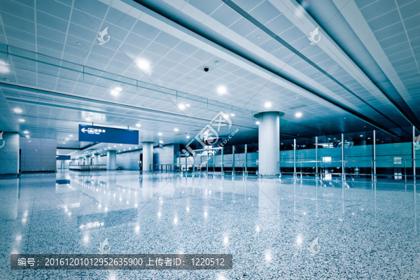 走道機場