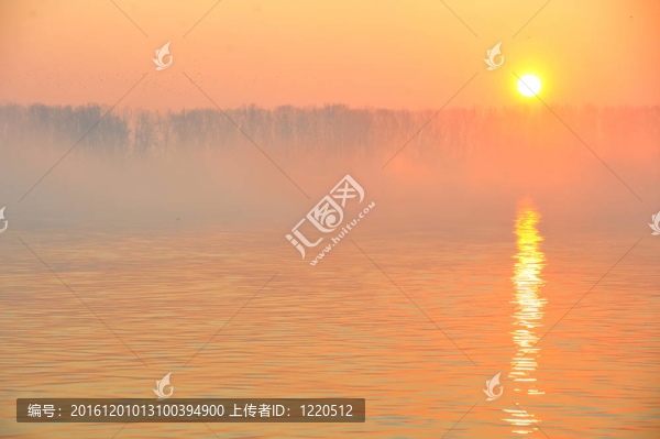 在多瑙河畔的日出