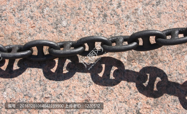 金屬鏈片段