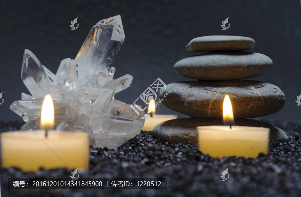 禪與水晶；石與蠟燭
