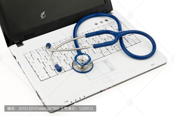 聽診器的筆記本電腦。