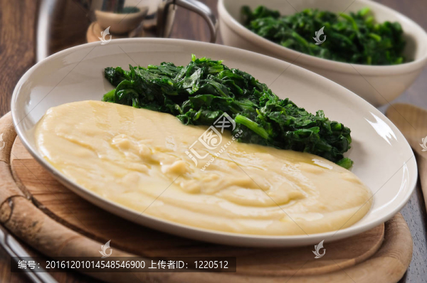 蠶豆醬菠菜。