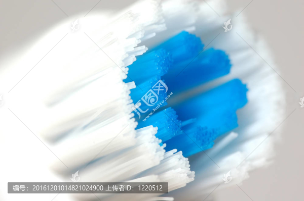 現(xiàn)代的牙刷