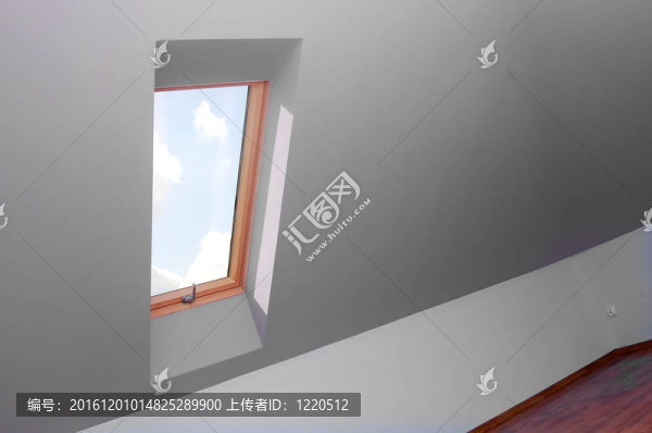 通過窗口查看。