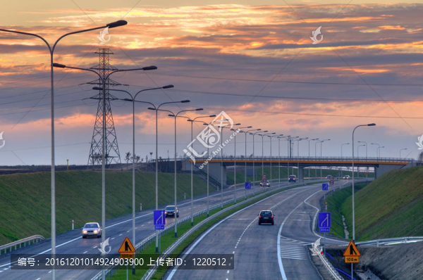 公路日落