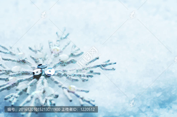 雪花在雪中。圣誕節(jié)