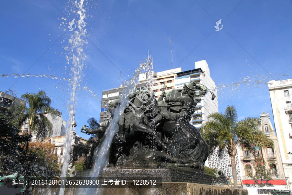 Monumento,de,Entrevero在蒙得維的亞