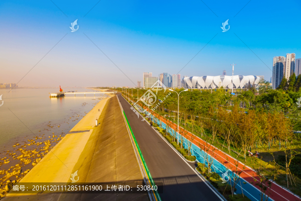 公園健身跑道