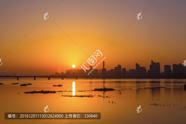錢塘江落日