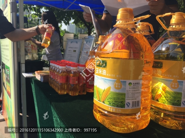 食用油銷售現(xiàn)場