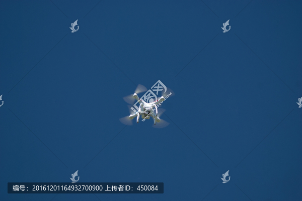 無人機