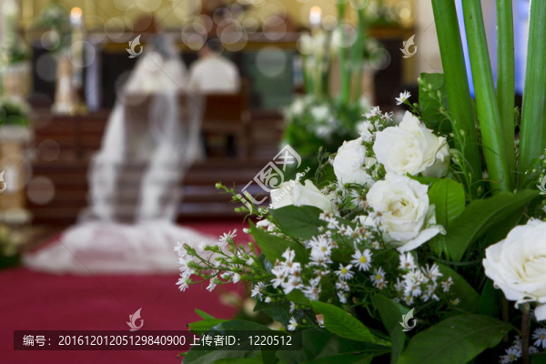 教堂上的婚禮