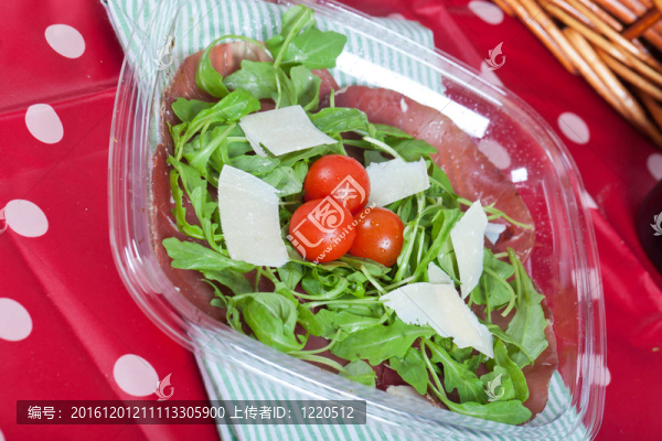 Bresaola和芝士沙拉