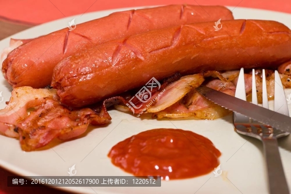 香腸和培根