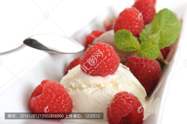 冰淇淋