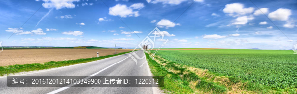 道路全景；彈簧
