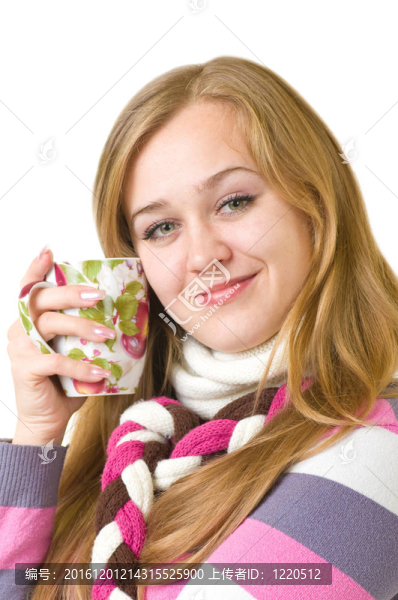 帶著杯子的女孩