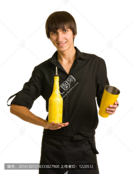 酒吧招待做了一個動搖的把戲