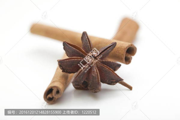 桂皮和八角
