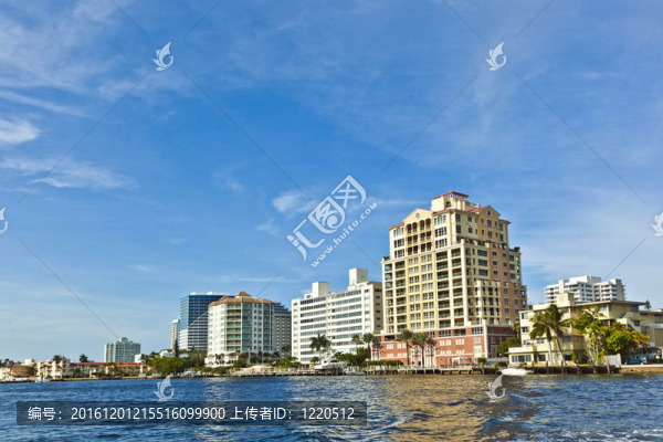 從運(yùn)河羅德岱爾堡天際線