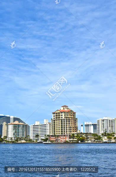 從運河羅德岱爾堡天際線