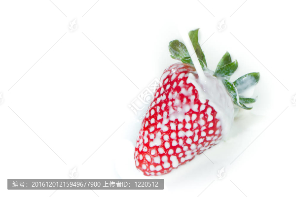 草莓濺奶