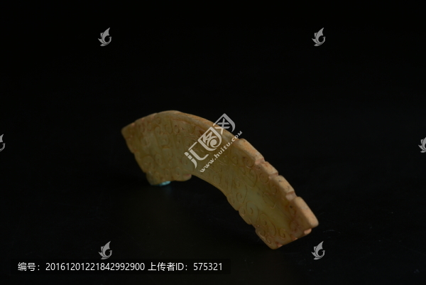 玉璜,戰(zhàn)國卷云紋虎型玉璜