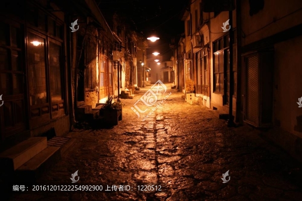 夜晚的舊街