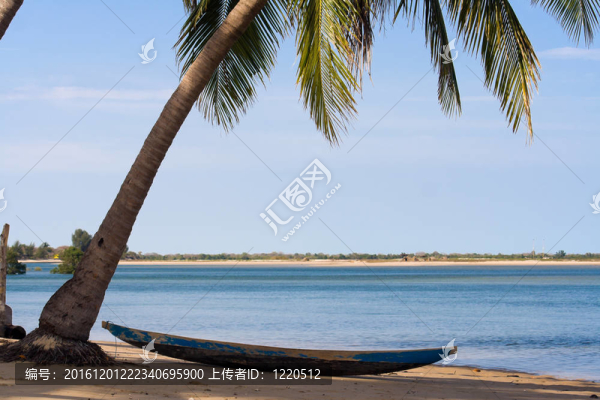 濱海貝盧