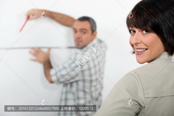 夫婦計(jì)劃改善他們的公寓