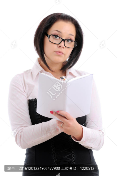 帶鉛筆和書的女人