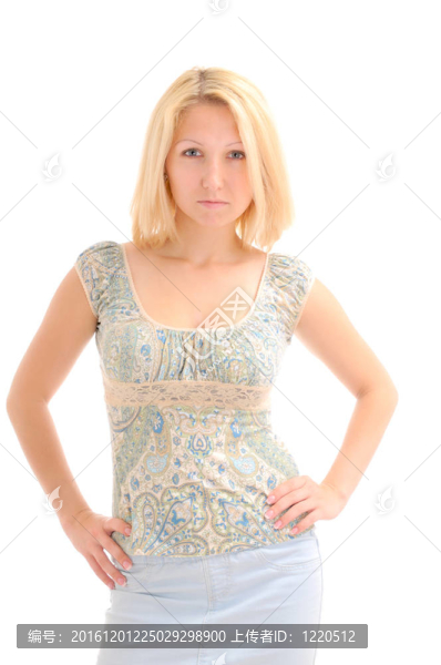 漂亮的金發(fā)女郎手上的臀部