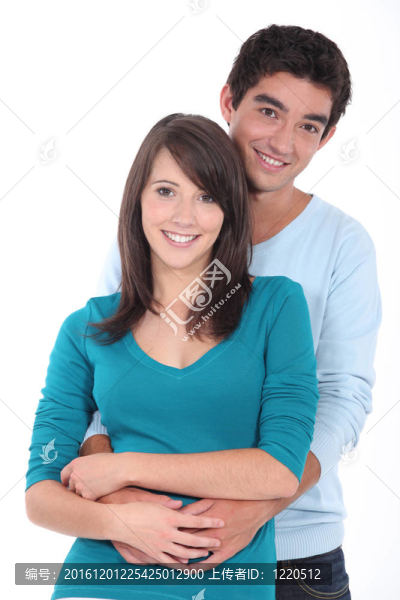 戀愛中的年輕夫婦