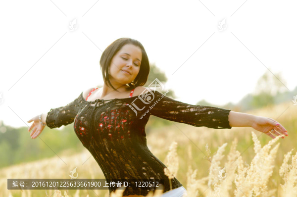 快樂的小女人