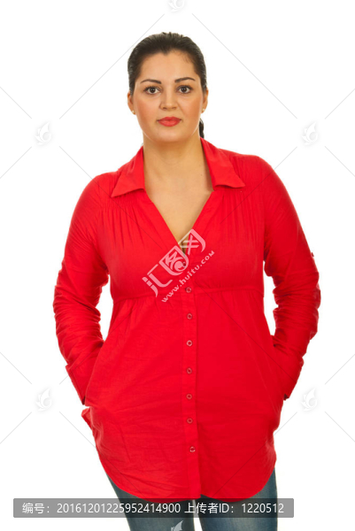 穿紅襯衫的休閑美女