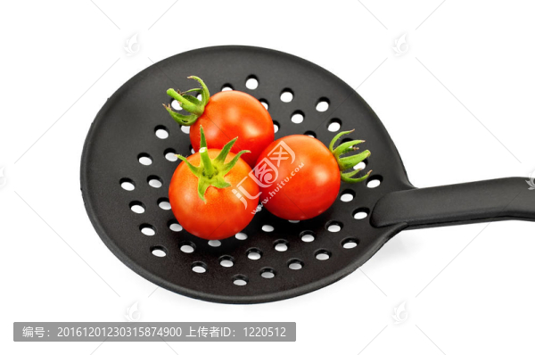 在黑撇西紅柿