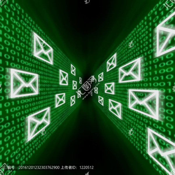 沿二進制代碼墻飛行的電子郵件圖標(biāo)