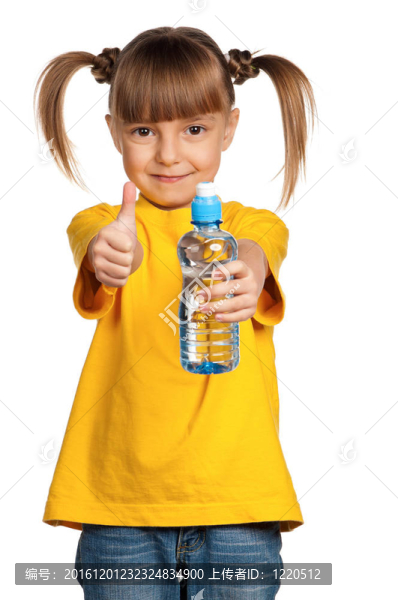 女孩與水