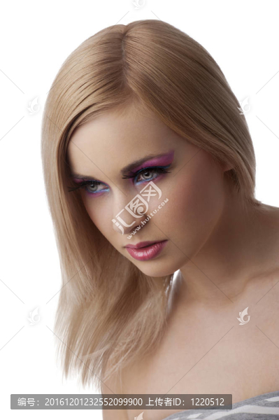 美女與五彩繽紛的彌補(bǔ)