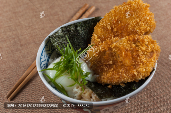 炸豬排丼飯