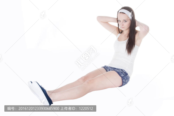 女孩參加體育運(yùn)動