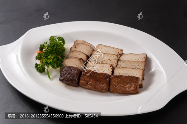 鹵豆干