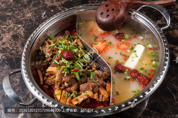 牛肉火鍋