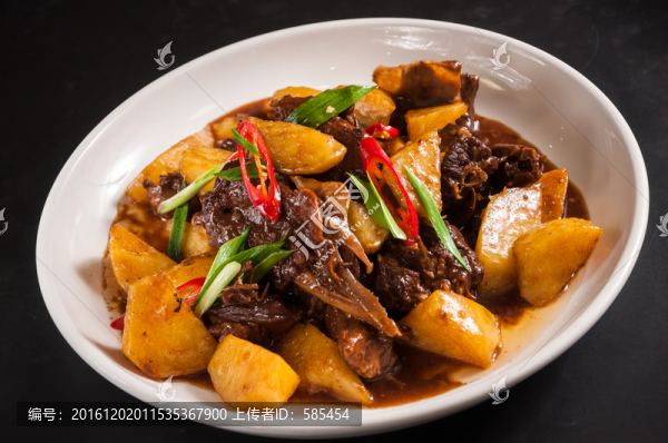 土豆燒老鵝