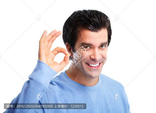 英俊的微笑的男人。