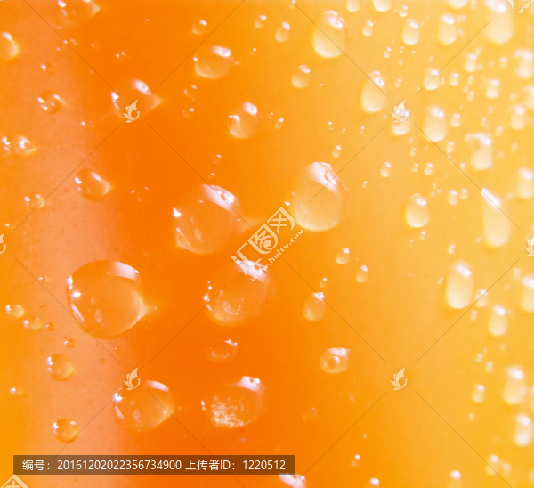 表面橙有水滴